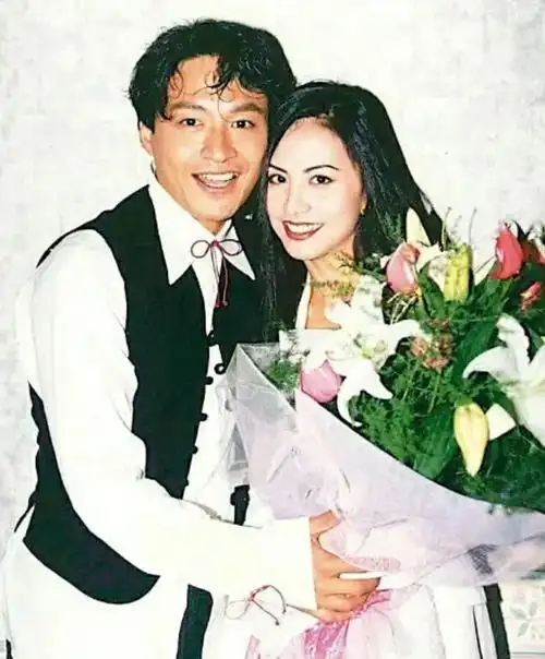 演员田丽情断马景涛2段失败婚姻没人敢潜规则她