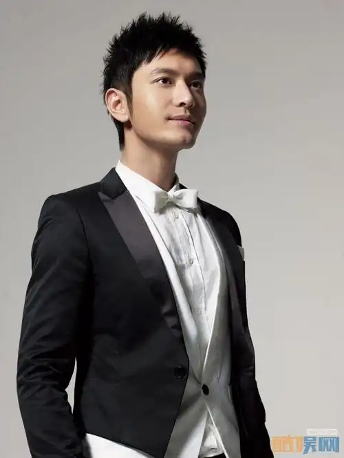 黄晓明帅气写真