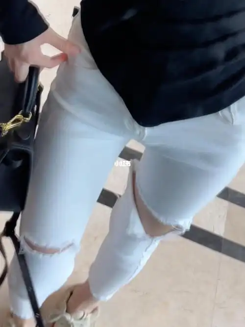 白色裤子不透吧