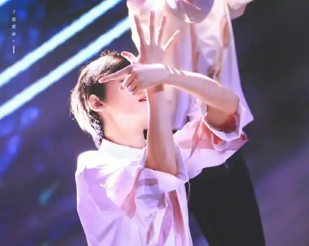 青年演员宋亚轩