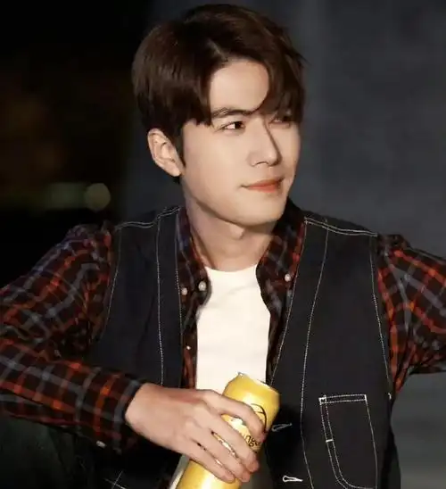 杨紫监视赵丽颖陈学冬退圈被男大佬包养王俊凯拉黑张子枫黄子佼性侵