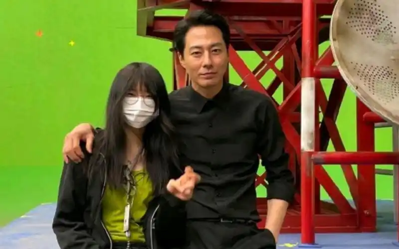 异能>剧组工作人员晒此前与赵寅成82柳承龙82车太贤等演员的片场