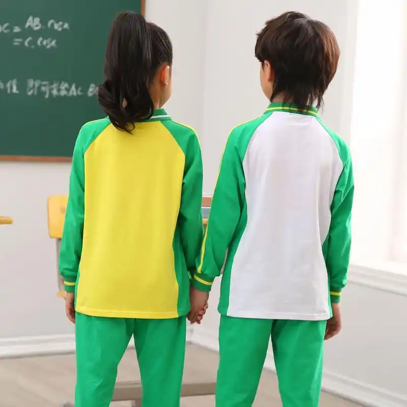 穿上这套番禺小学校服,感觉自己变成了运动健将!舒适的面料,紧 - 抖音