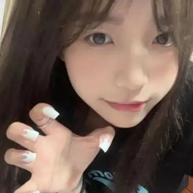 16岁网恋照片女生多张