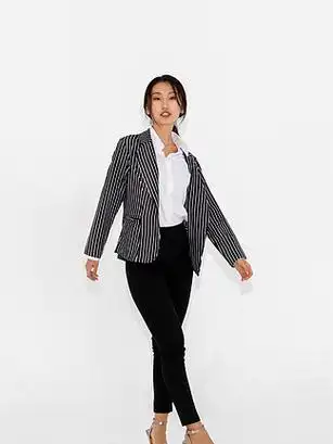 背景全身图片下载-高清背景全身图-背景全身图素材-千图网