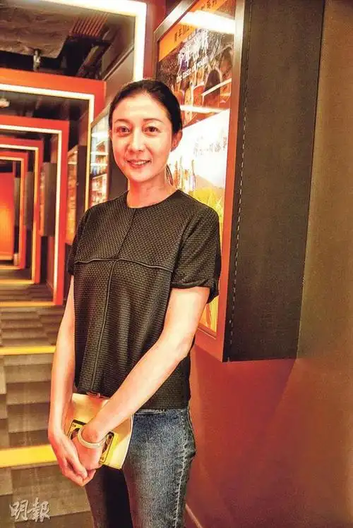 吴绮莉回应小龙女结婚:和同事一起见过andi