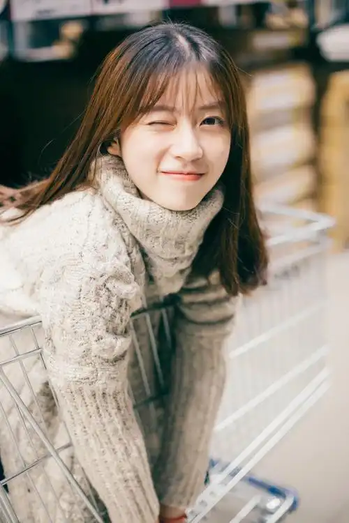 甜美女孩清纯可爱动人的日常写真图片,美女写真,清纯,可爱,甜美,养眼