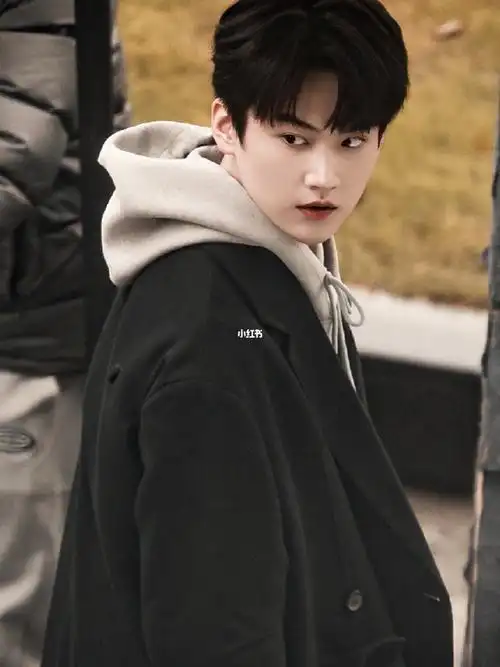 港风男主周柯宇