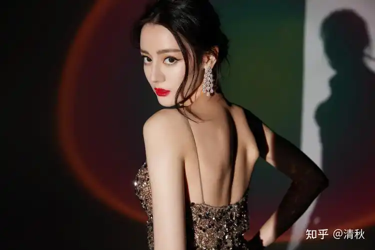 迪丽热巴有哪些美到让人心脏漏一拍的神图