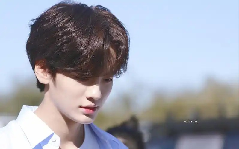 毕雯珺 黄金海岸的夏日帅哥