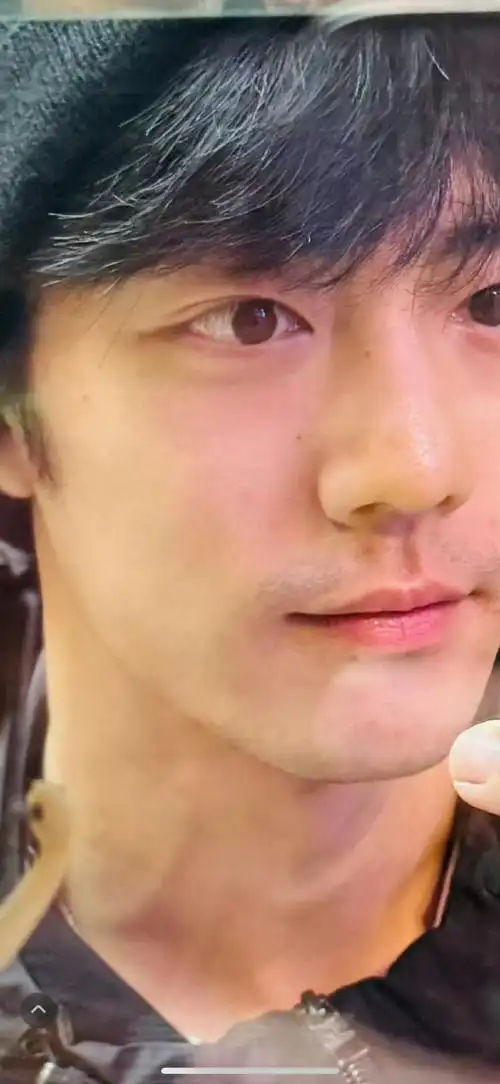 肖战纯素颜偶遇图##肖战