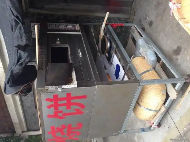 转让9成新淄川烧饼炉子