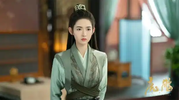 王玉雯虎鹤妖师录挑战打戏手持长枪飒爽英姿