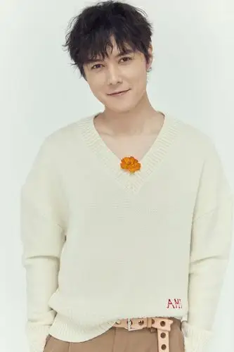 阳光温暖慵懒野性张超演绎百变男友