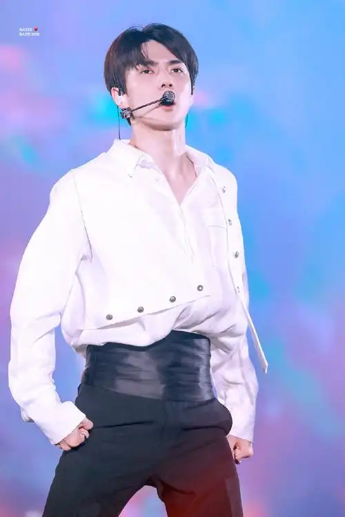 吴世勋束腰合集