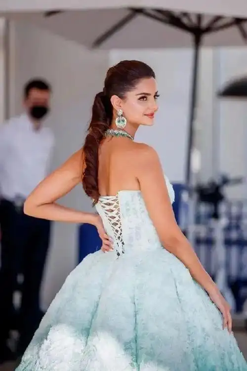 宗教|美女_网易订阅