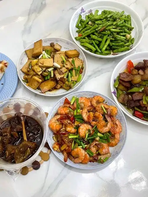 妈宝女是真的很爱在家里吃饭