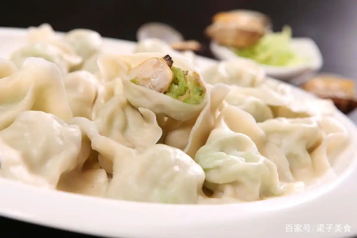 没事在家包三鲜水饺,不用去超市买冷冻的了!