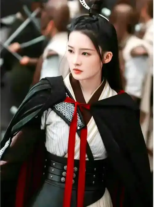 杨紫 陈冠希 李沁 肖战 易烊千玺 杨幂 刘诗诗 吴亦凡 王艳_古装_乔欣