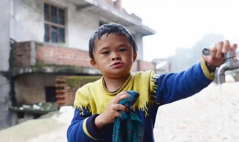 当年因长相很像马云而走红,随着热度慢慢消散,他又该何去何从_媒体