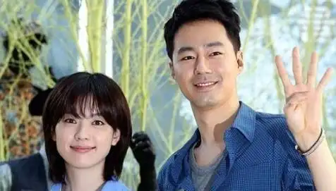 韩孝周公开美貌近照新剧与赵寅成变夫妻出身书香世家性格温婉