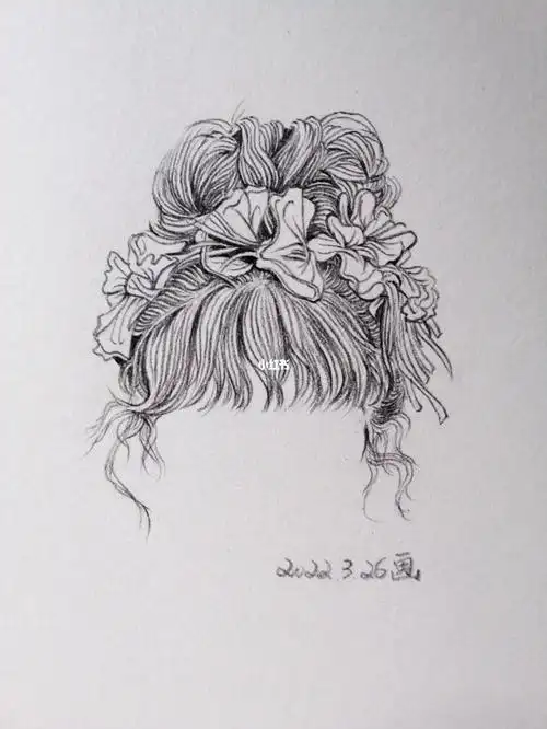 丸子头发型临摹