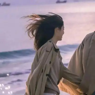 特别虐狗的情侣头像一人一张真人