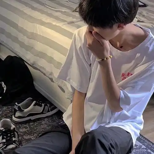 男生网图真实照片头像