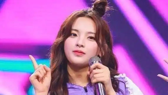 不愧是宝藏女孩,杨超越蹭《大江大河》热度,连发胖都能接梗_影响_中国