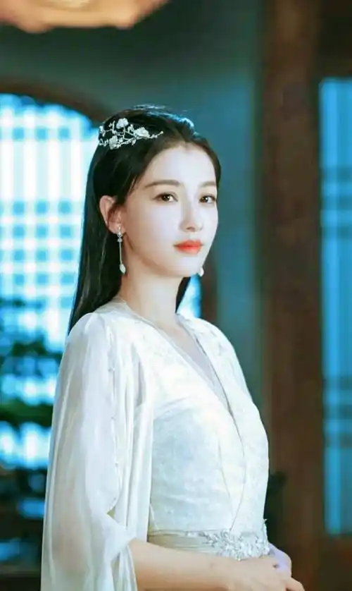盘点国内女明星的古装白衣造型—一袭白裙 清丽脱俗 倾国倾城_整理_篇