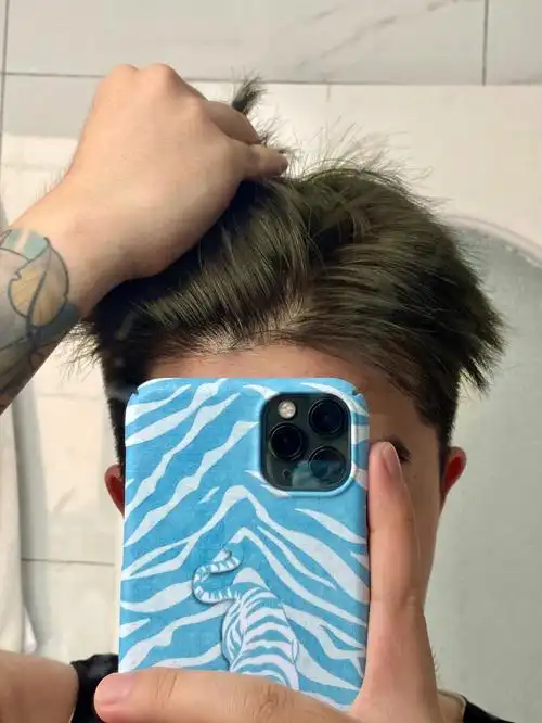 在家染发如何在死板的办公室做闪耀的社畜