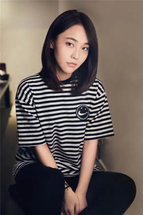 朋友问33岁的张佳宁:"你怎么还不结婚?"张佳宁:"为什么要结婚?