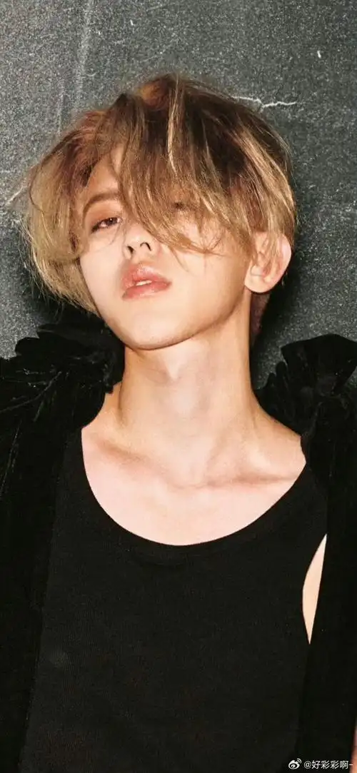 眼睛/蔡徐坤照片/蔡徐坤ins/蔡徐坤代言/蔡徐坤artlab年度仪式感