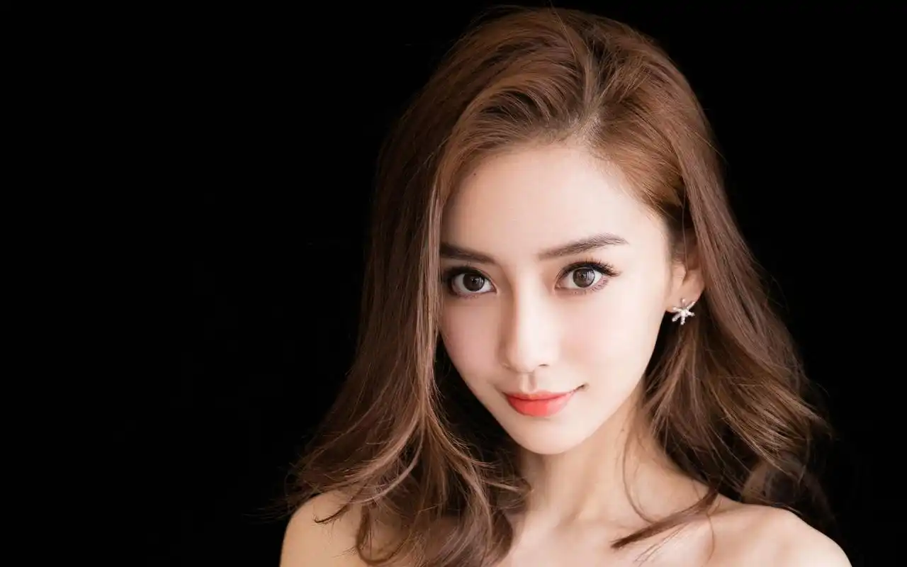 angelababy性感礼服高清电脑壁纸