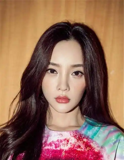 虽然不是一个好妻子,但尽力做个好妈妈,李小璐对甜馨是真好_网友