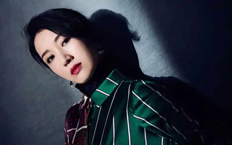 看完李念《都挺好》的表现和私服,被惊艳到了