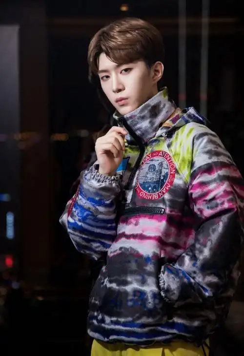 帅气个性范丞丞图片新晋偶像范丞丞最帅图片