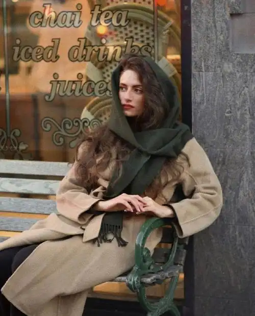 博主安利leanneansar蓬松卷发风情万种