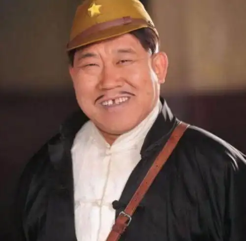 国家一级演员杜旭东:因歪嘴演一辈子坏人,女儿却长得亭亭玉立|老戏骨