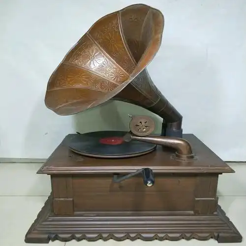 回流古玩古董收藏品做旧包浆留声机唱片机电影道具回流老物件