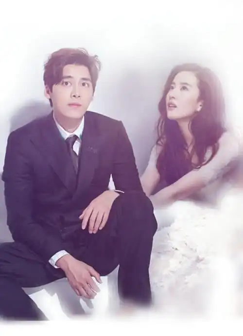 刘亦菲李易峰双双官宣新恋情,二人社交平台甜蜜互动,称我只有你