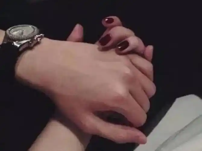 男生牵女生手算是表白吗牵手后还需要表白吗