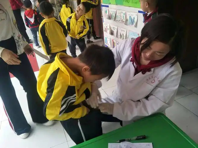 阳光宝贝体检记