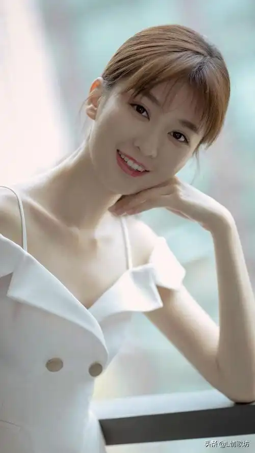 《爱的期限》歌手:任妙音作词:谷传民作曲:祁隆