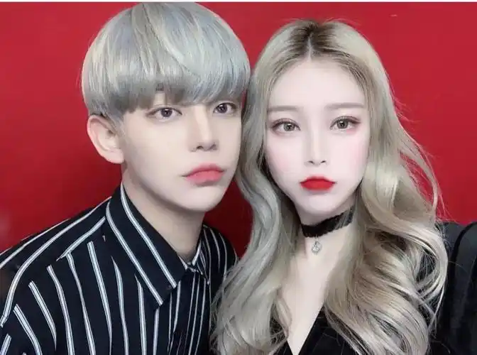 "情侣发色",甜而不腻回头率200%