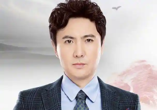 从军艺走出的4大校草大家只记得沙溢沈腾杨洋却忘了最帅的他