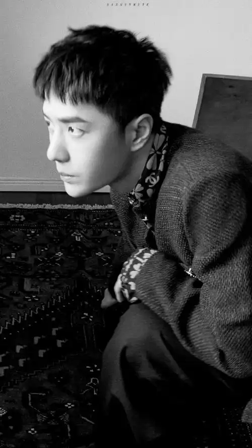 王一博嘉人now五连封