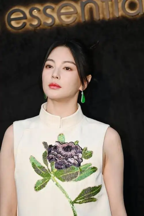 性感女神张雨绮,实在有够火辣!一流的身材长相