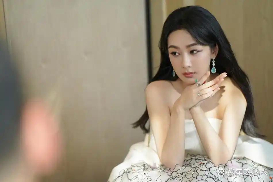 90花格局深度解析:杨紫,迪丽热巴领跑,白鹿,金晨强势崛起 90花阵容