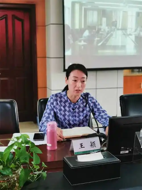 副校长赵齐阳,学务部常务副部长王颖,致远书院院长余红利,东坡书院副